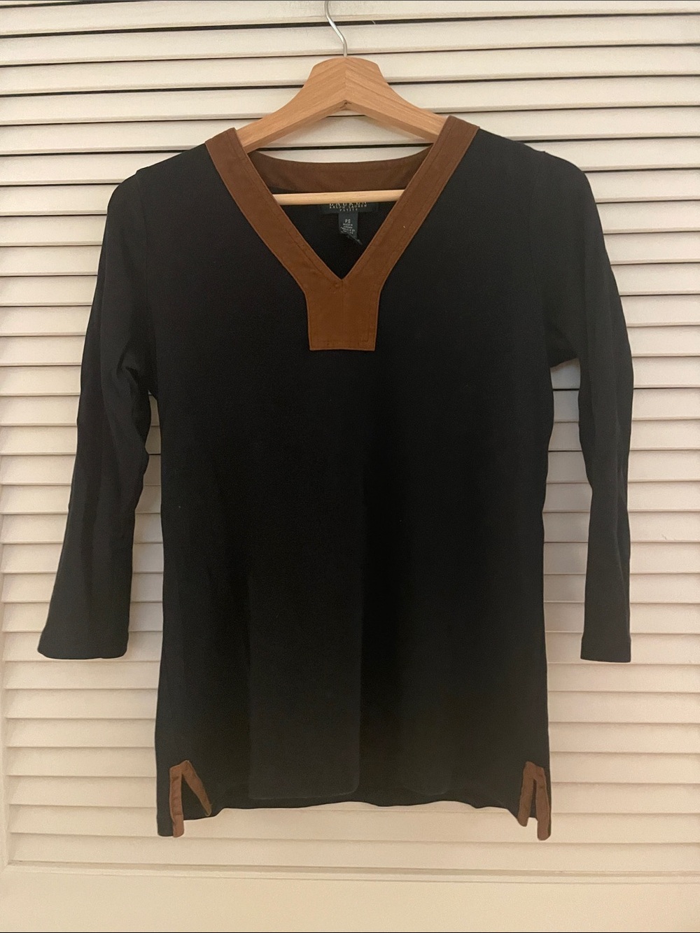 Black Long-Sleeve Tunic with Brown Trim